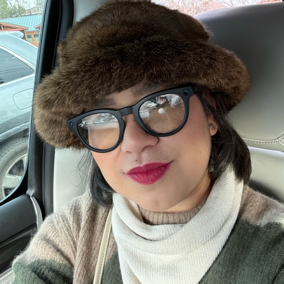 Rabbit fur hat - Picture 2 of 6